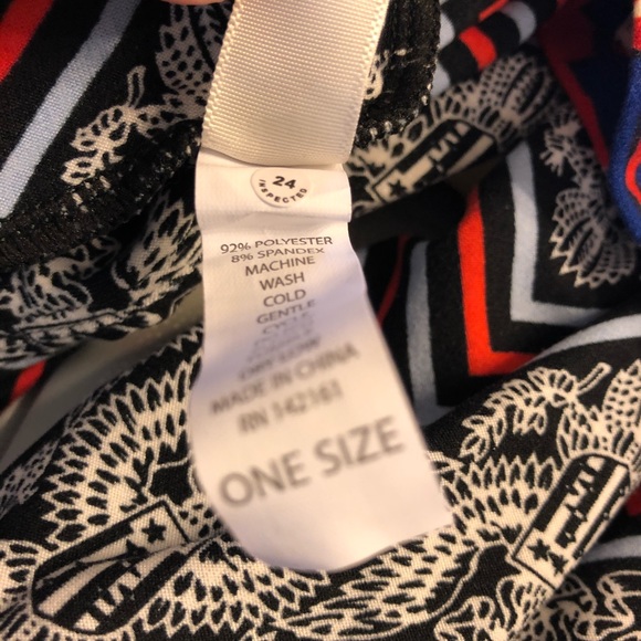 4th of July NWOT One Size Eagle Chevron Leggings - Picture 5 of 5